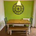 Spacious Home Near Glasgow Green