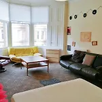 Private Room Near Glasgow City Centre Braid