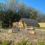 Campsie Luxury Pods With Hot Tub