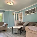 Glasgow Guest House
