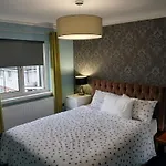 Glasgow Guest House
