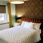 Glasgow Guest House