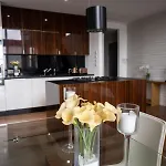 Stunning 3 Bed Penthouse In West End