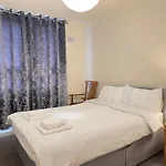 Cosy Room In Glasgow Central