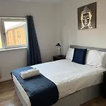 The Ovo Hydro Penthouse With Free Parking