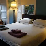 Claremont House B&B