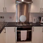 Lovely Victorian 2 Bed Apartment