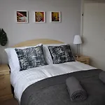 Fantastic 3 Bedroom House In Langside/Shawlands Glasgow