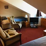 Glades House