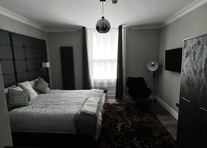 Amani Apartments - Glasgow City Centre