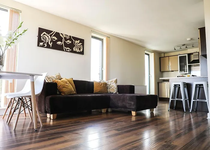Diamond - Lochview Apartment