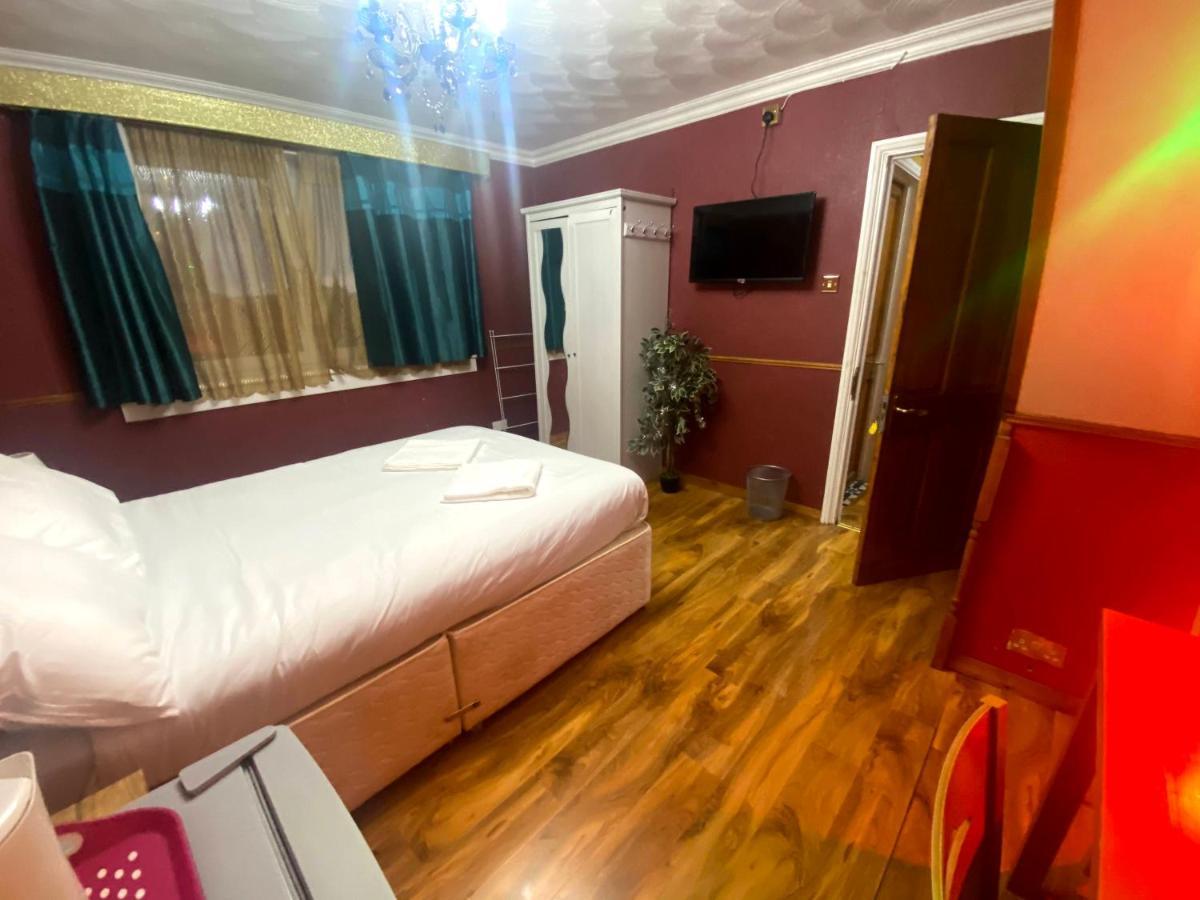 Luxurious Near Charing Cross