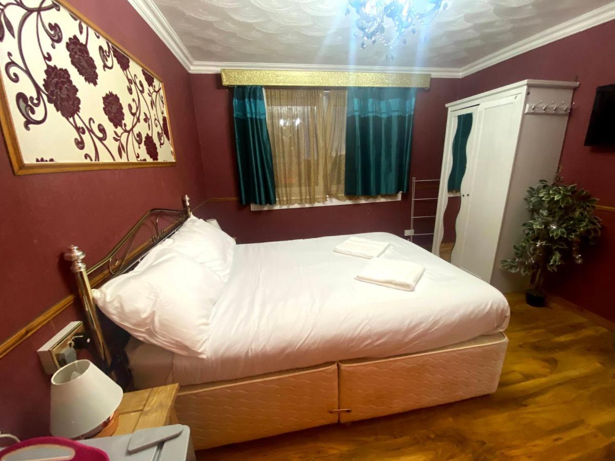 Luxurious Near Charing Cross Guest house *