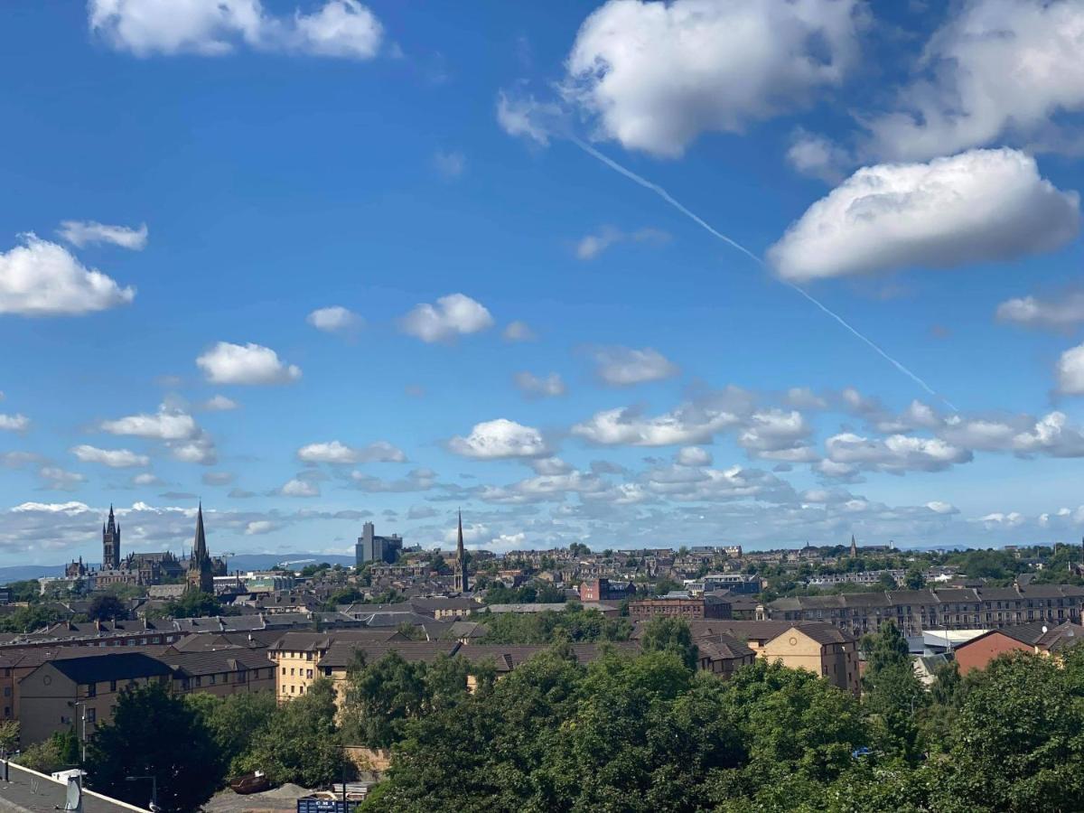Luxurious Near Charing Cross Glasgow