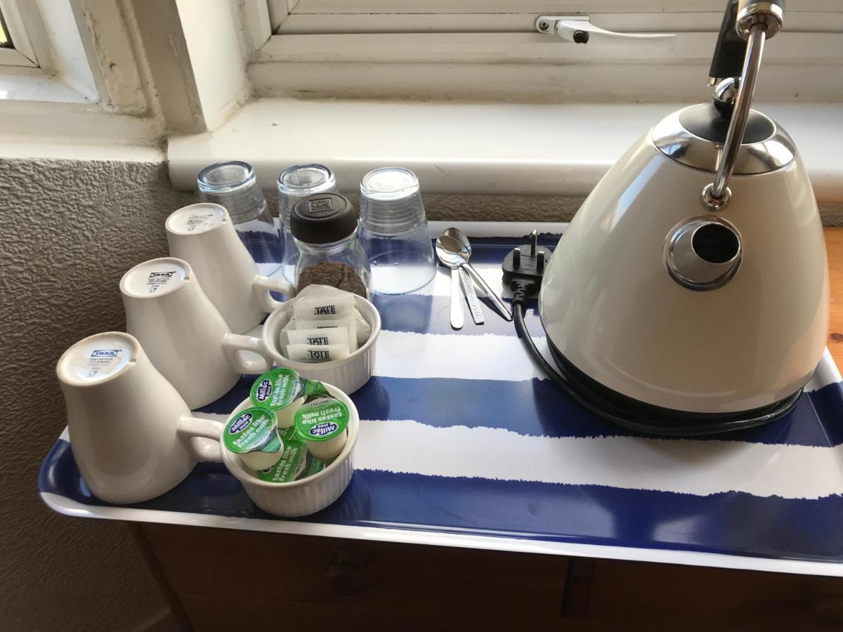 Guest house Glades House 4*