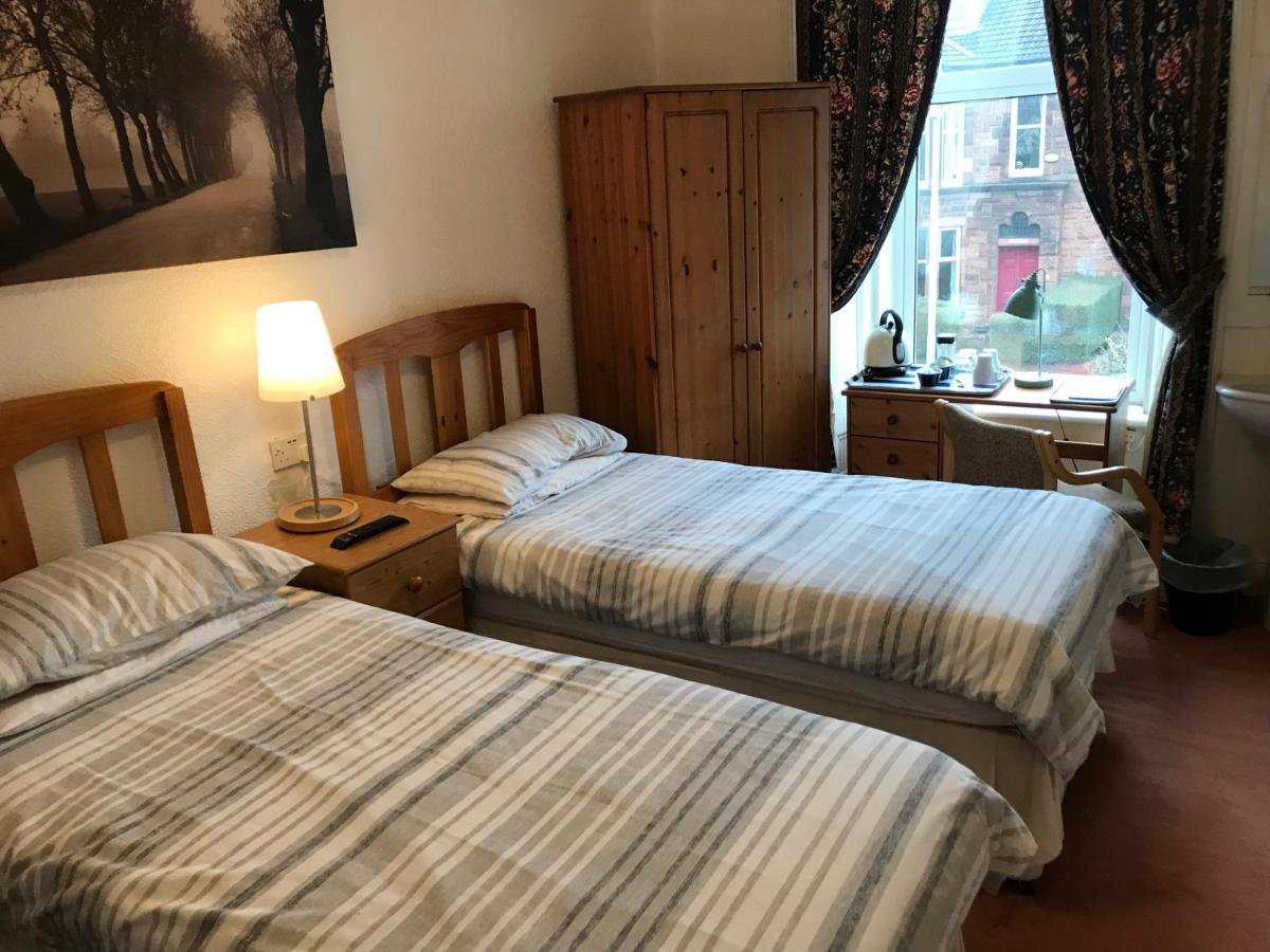 Glades House 4*