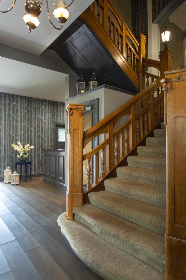 Hotel Orchard Park 3*