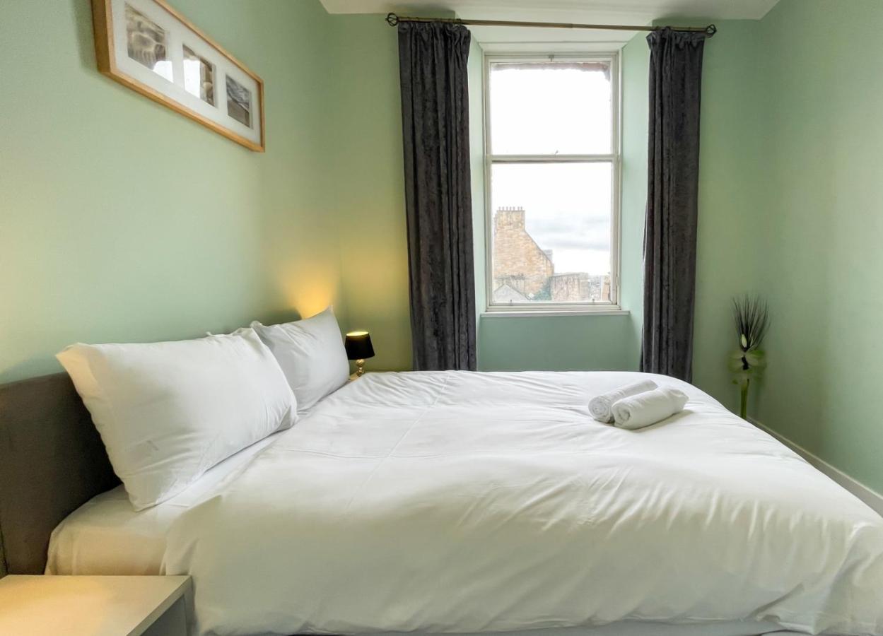 Renovated 1 Bedroom Next To Centre Apartment