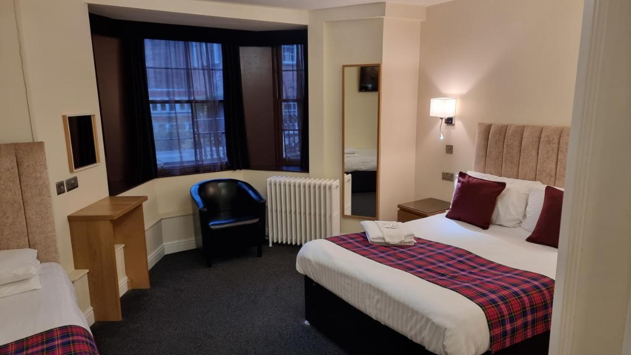 Hampton Court - Centre Guest house Glasgow