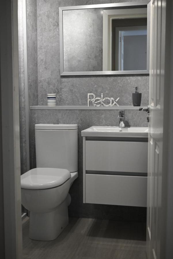 The Cluthar - Ground Floor West End Centre Rockvilla Flat & Parking * Glasgow