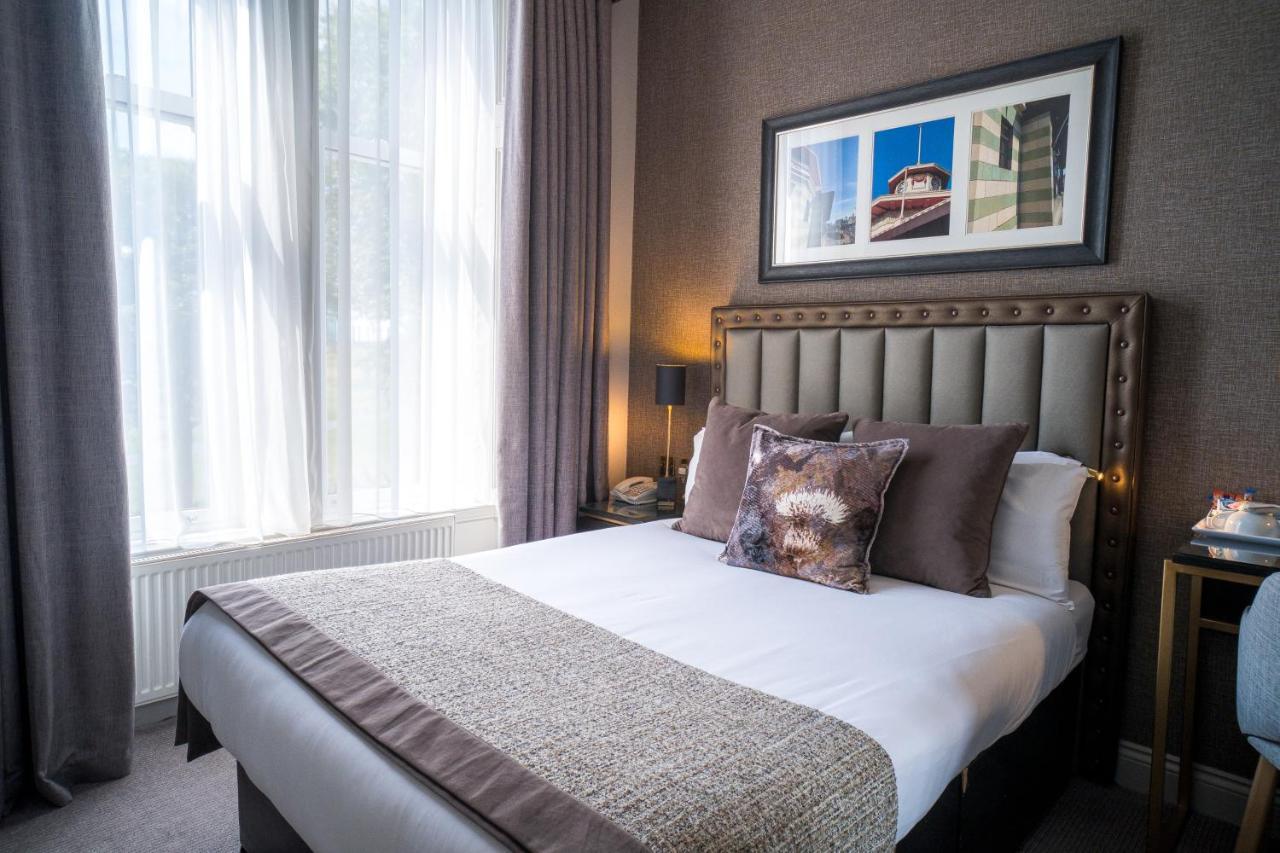 Number 10 4* Glasgow