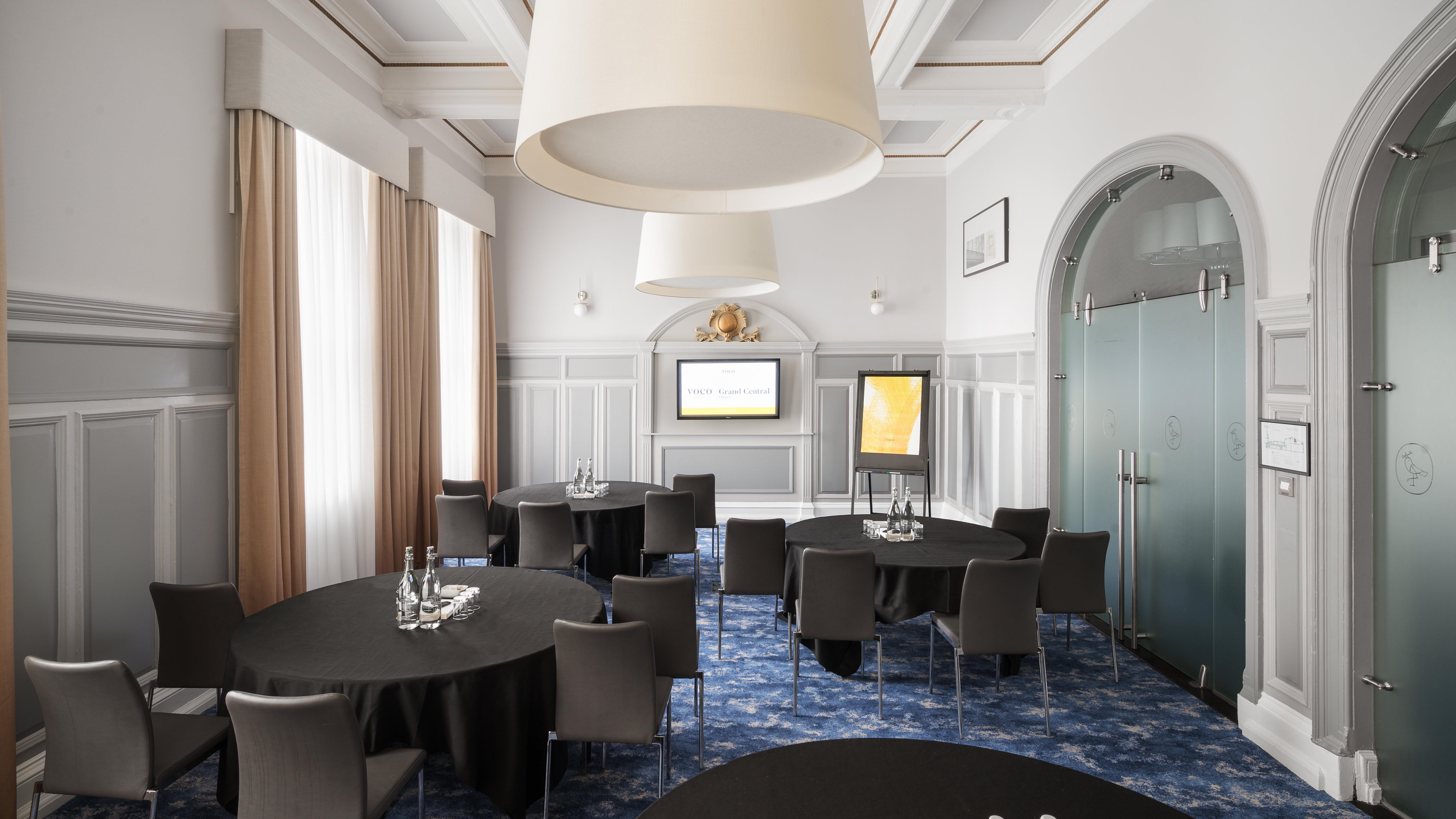 Voco Grand By Ihg Hotel