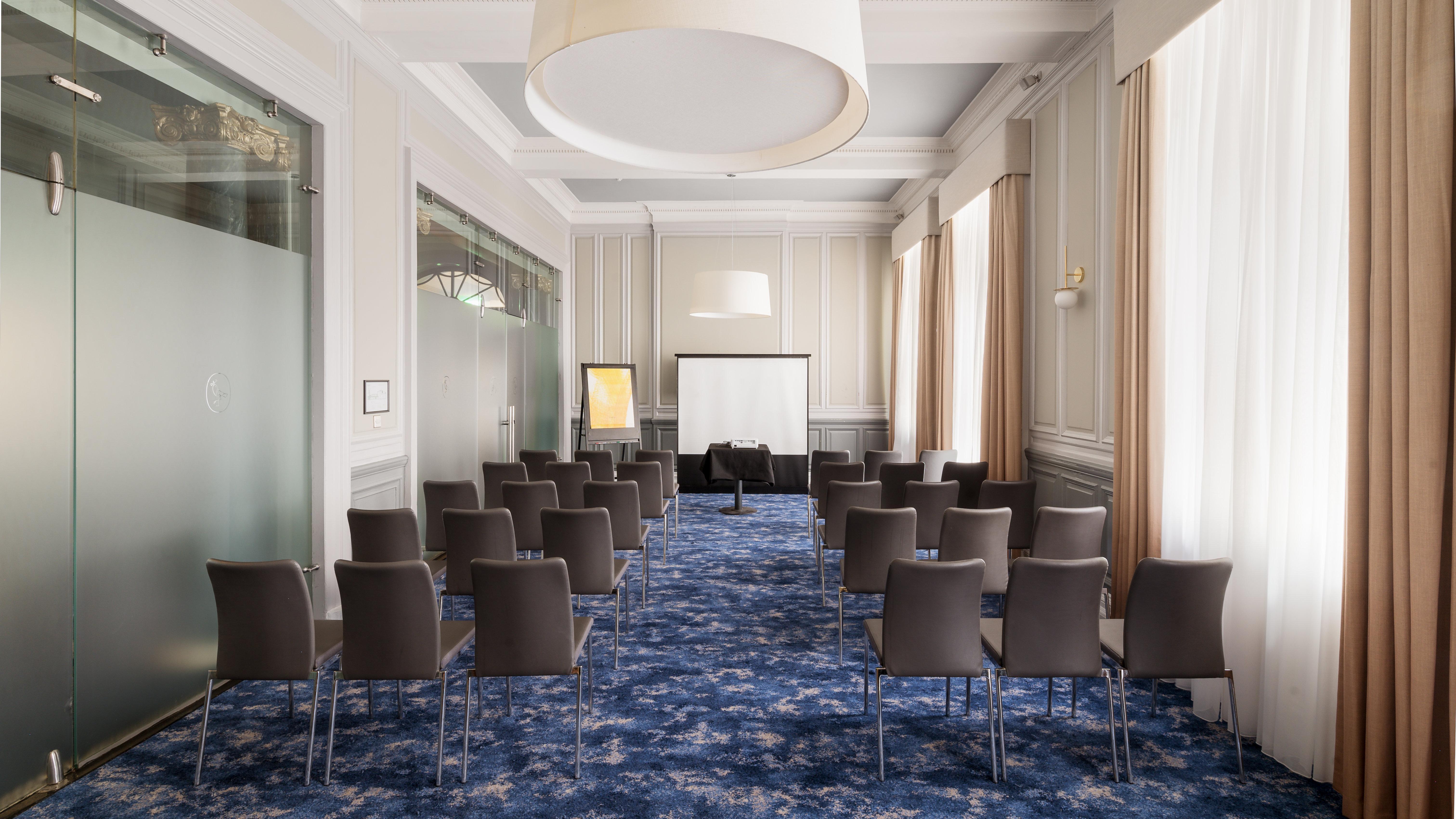 Hotel Voco Grand By Ihg 4*