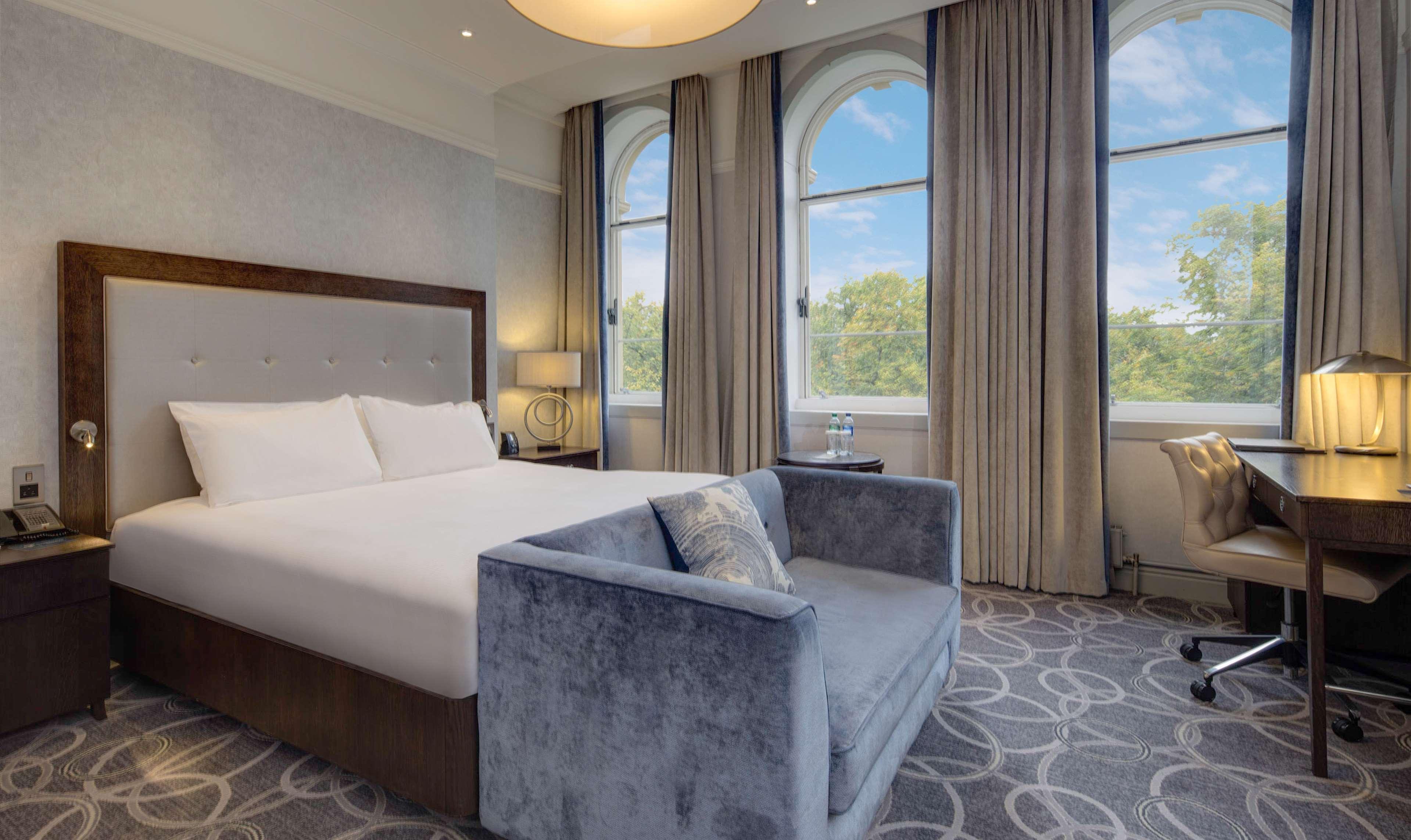Grosvenor Hotel 4*