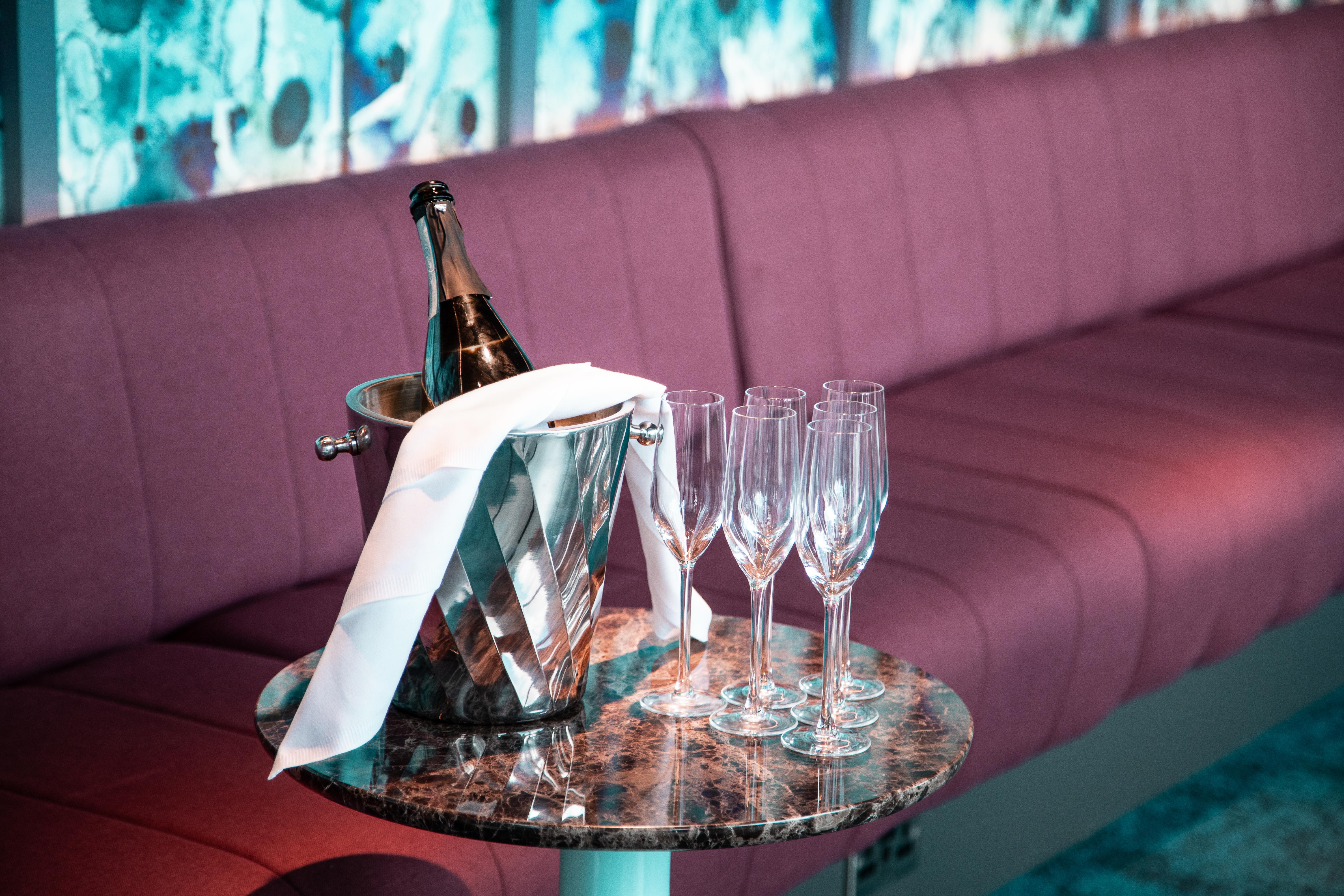 Hotel Yotel 4*