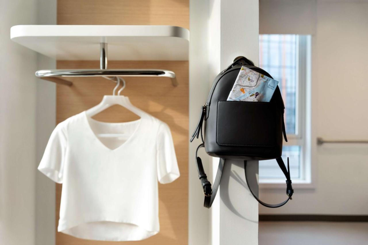 Hotel Yotel 4*