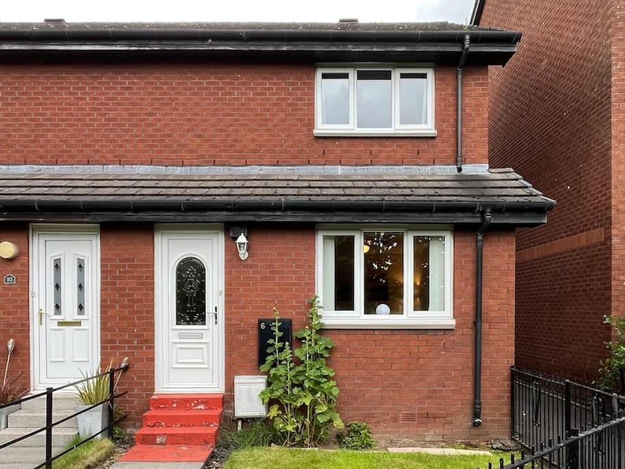 Spacious Near Holiday home *