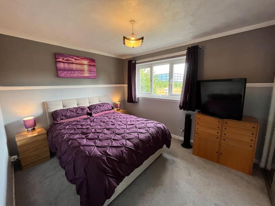 Spacious Near Holiday home Glasgow