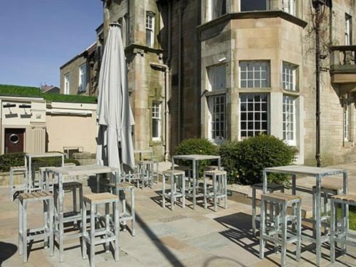 Orchard Park Hotel