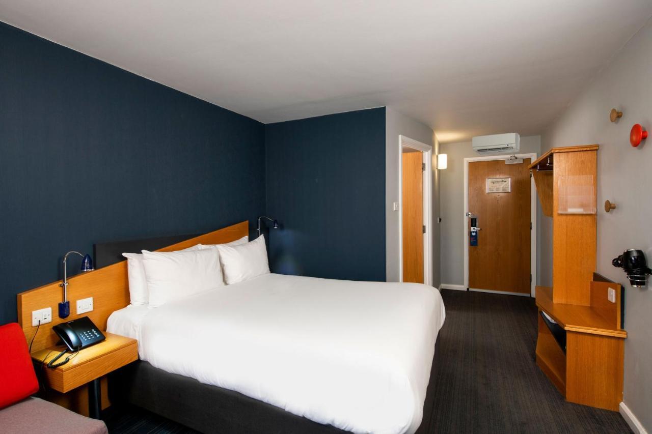 Hotel Express - - Ctr Riverside By Ihg 3*