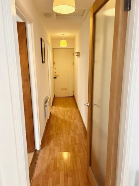 Apartment Trendy One Bedroom *