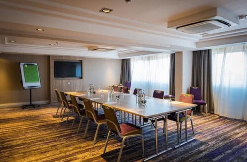 Doubletree By Hilton Hotel 4*