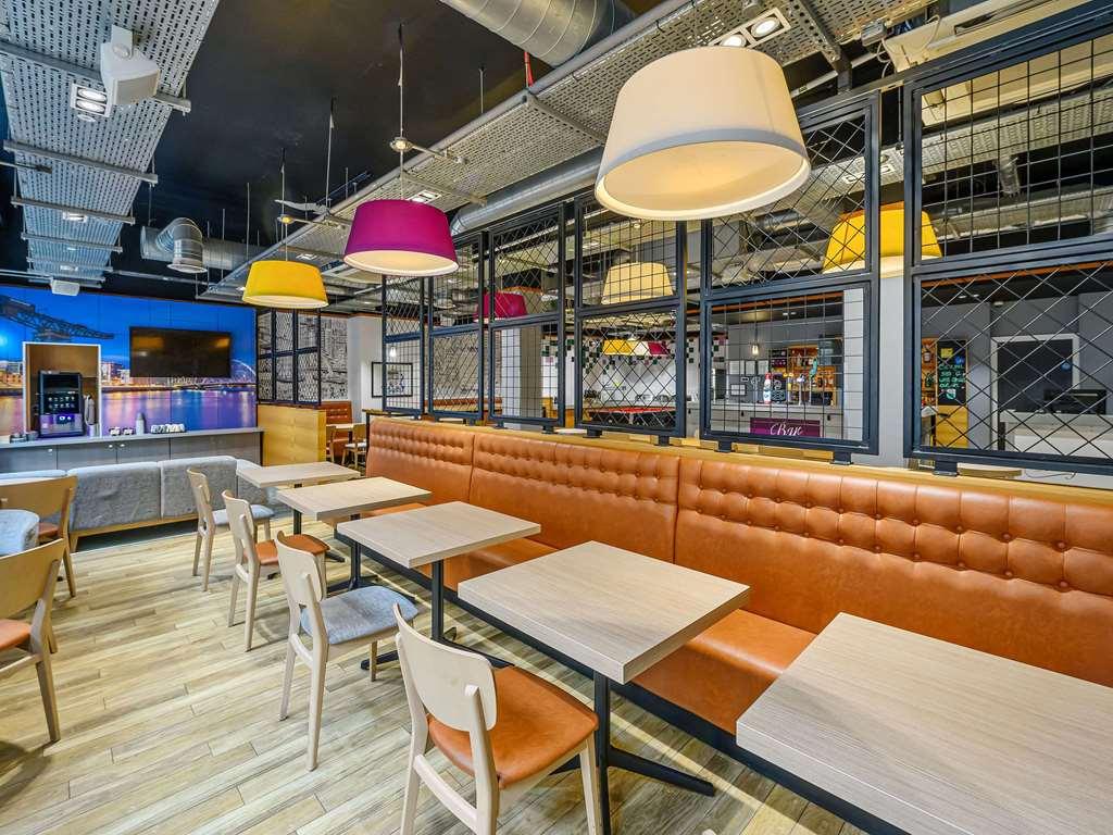 Ibis Styles Centre George Square Hotel 3*