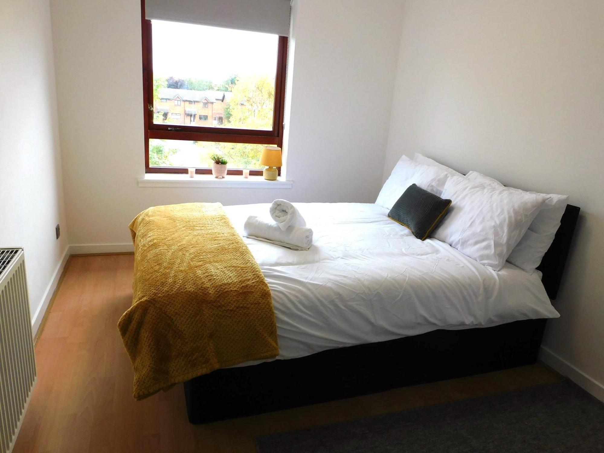Charming 2 Bed Close To And Sec Hydro * Glasgow