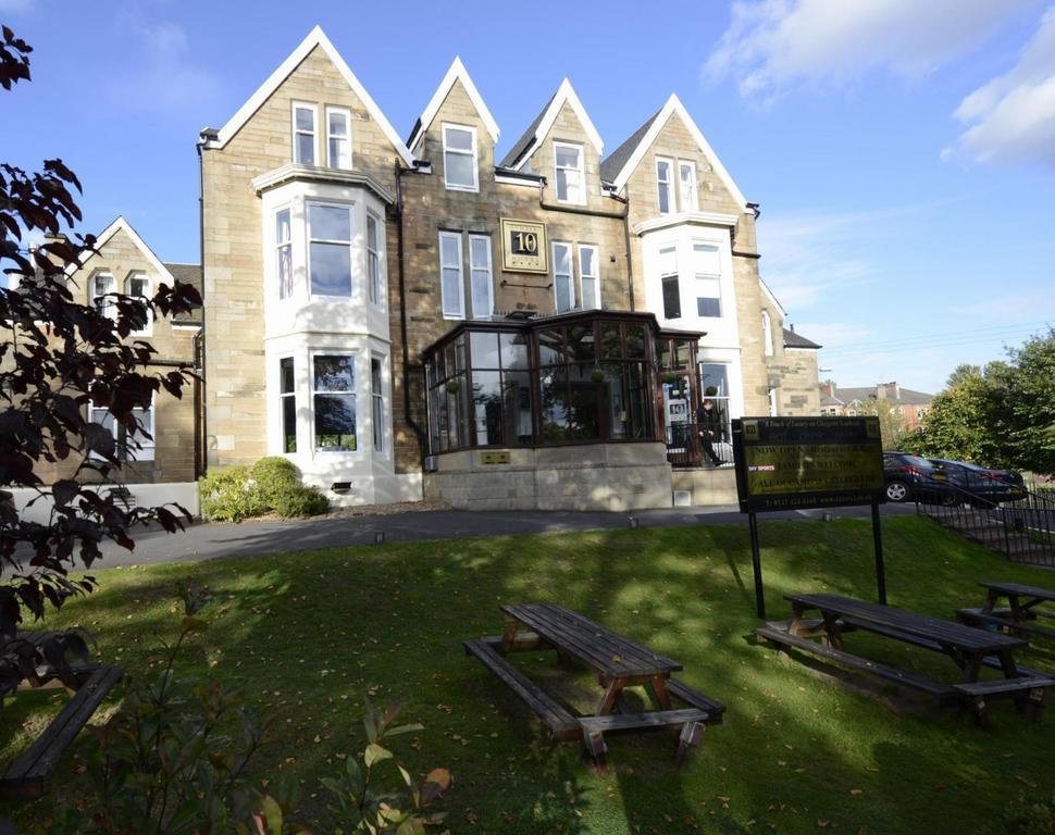 Hotel Number 10
