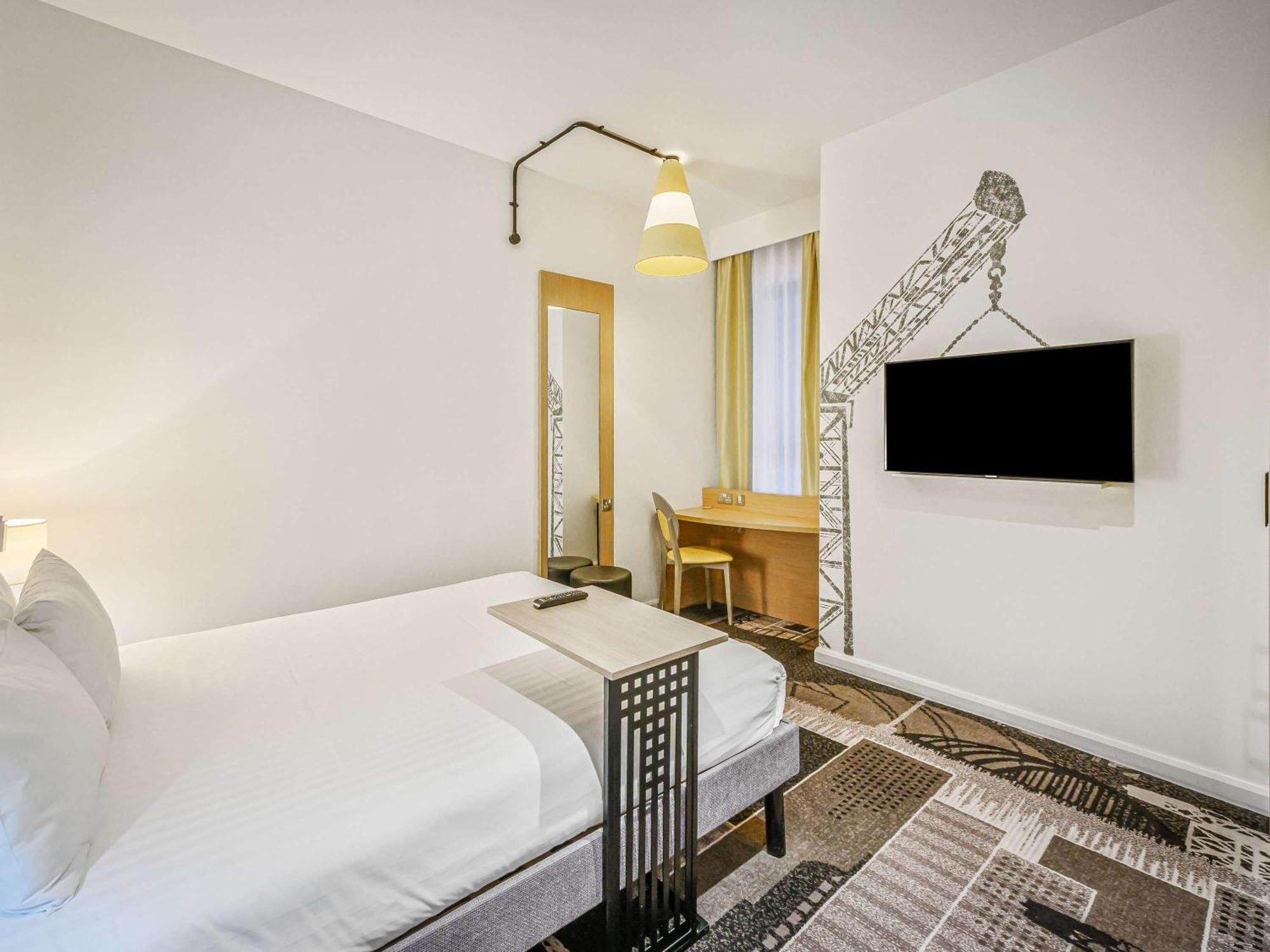 Hotel Ibis Styles Centre George Square 3*