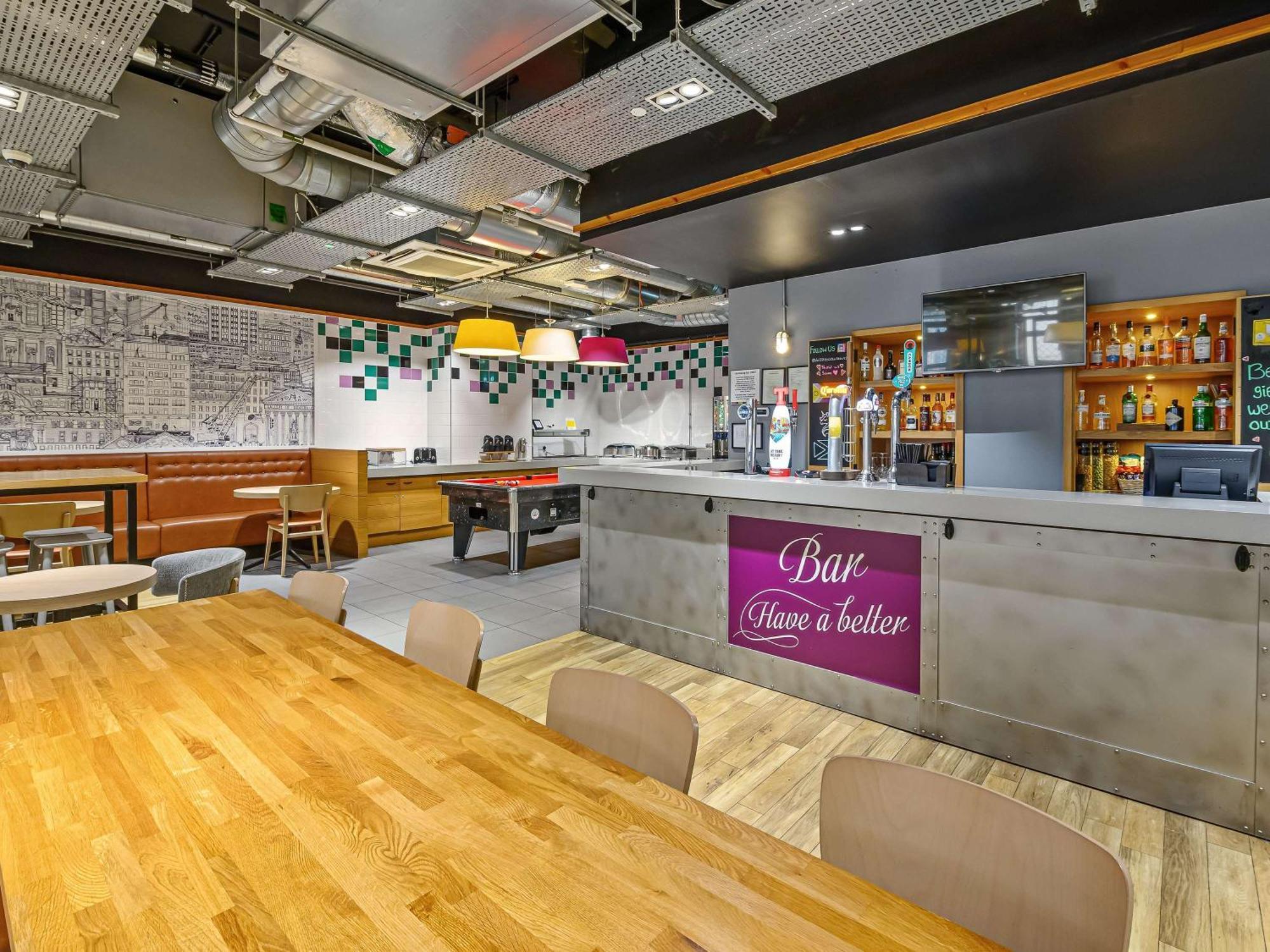 Ibis Styles Centre George Square Hotel
