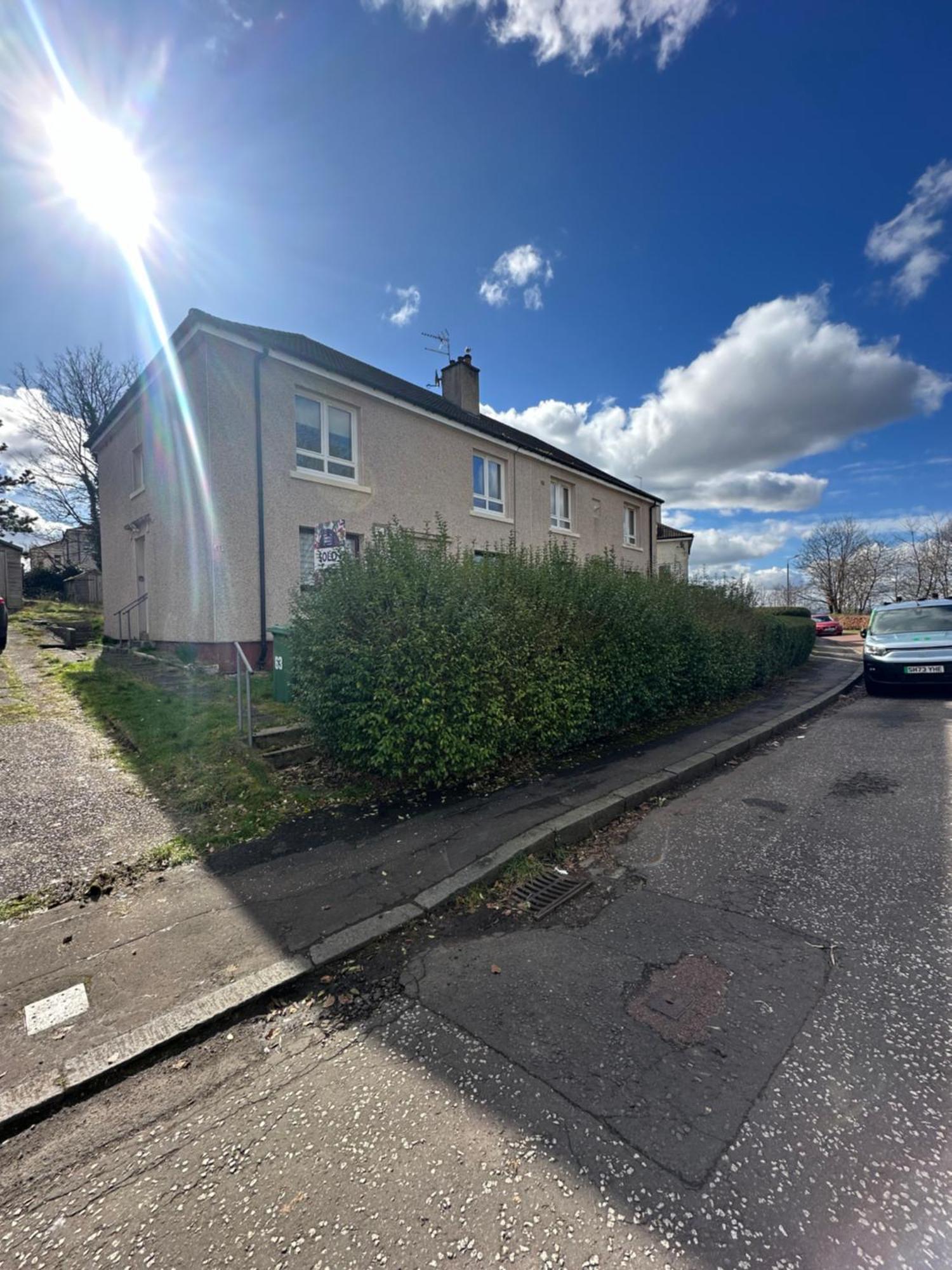 Modern Style , Separate Entrance * Glasgow