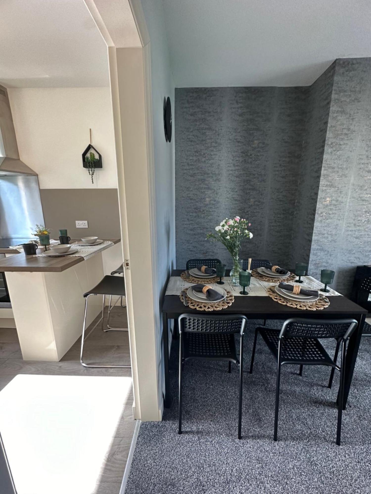 Modern Style , Separate Entrance Glasgow