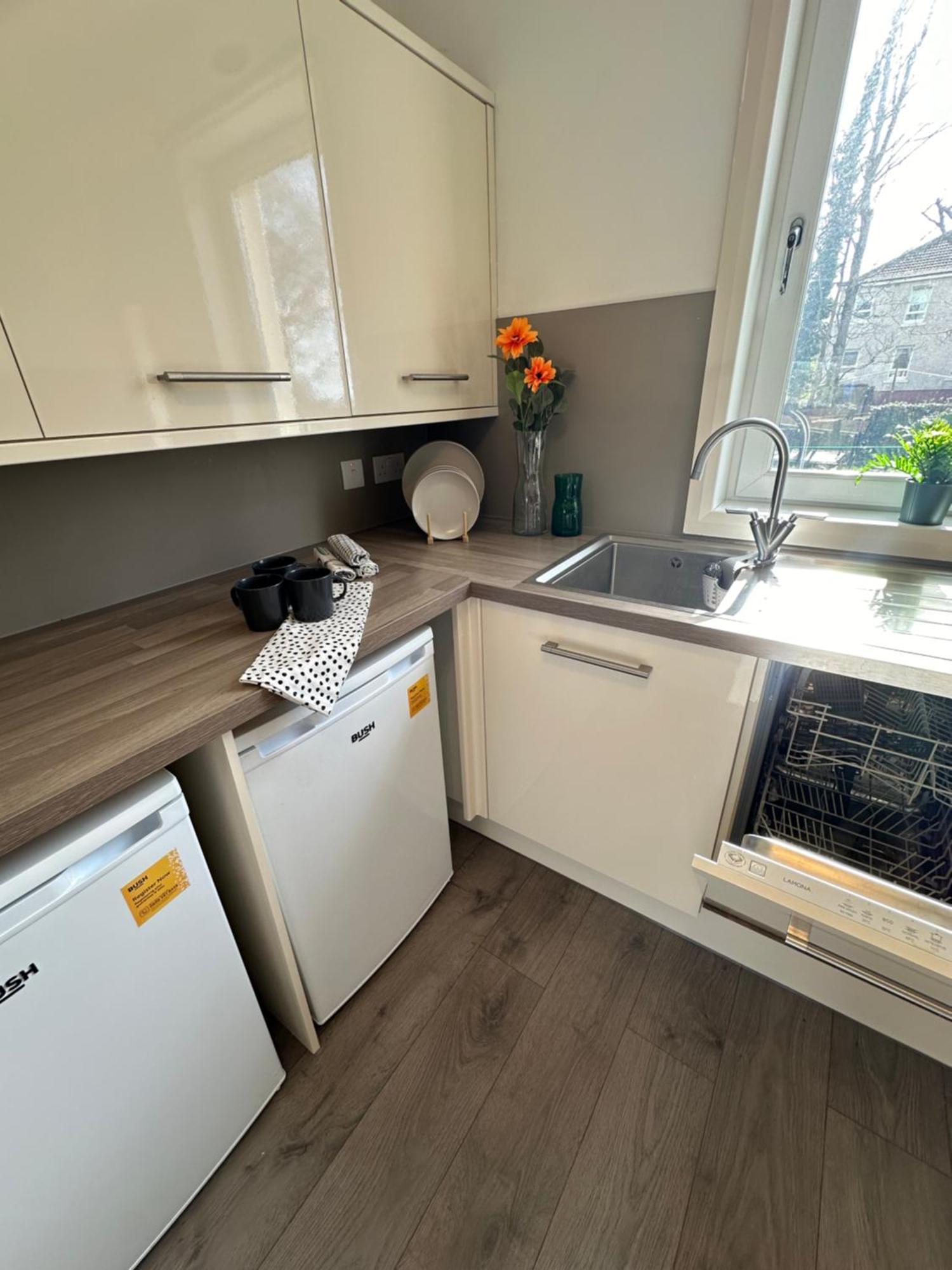 Modern Style , Separate Entrance Glasgow
