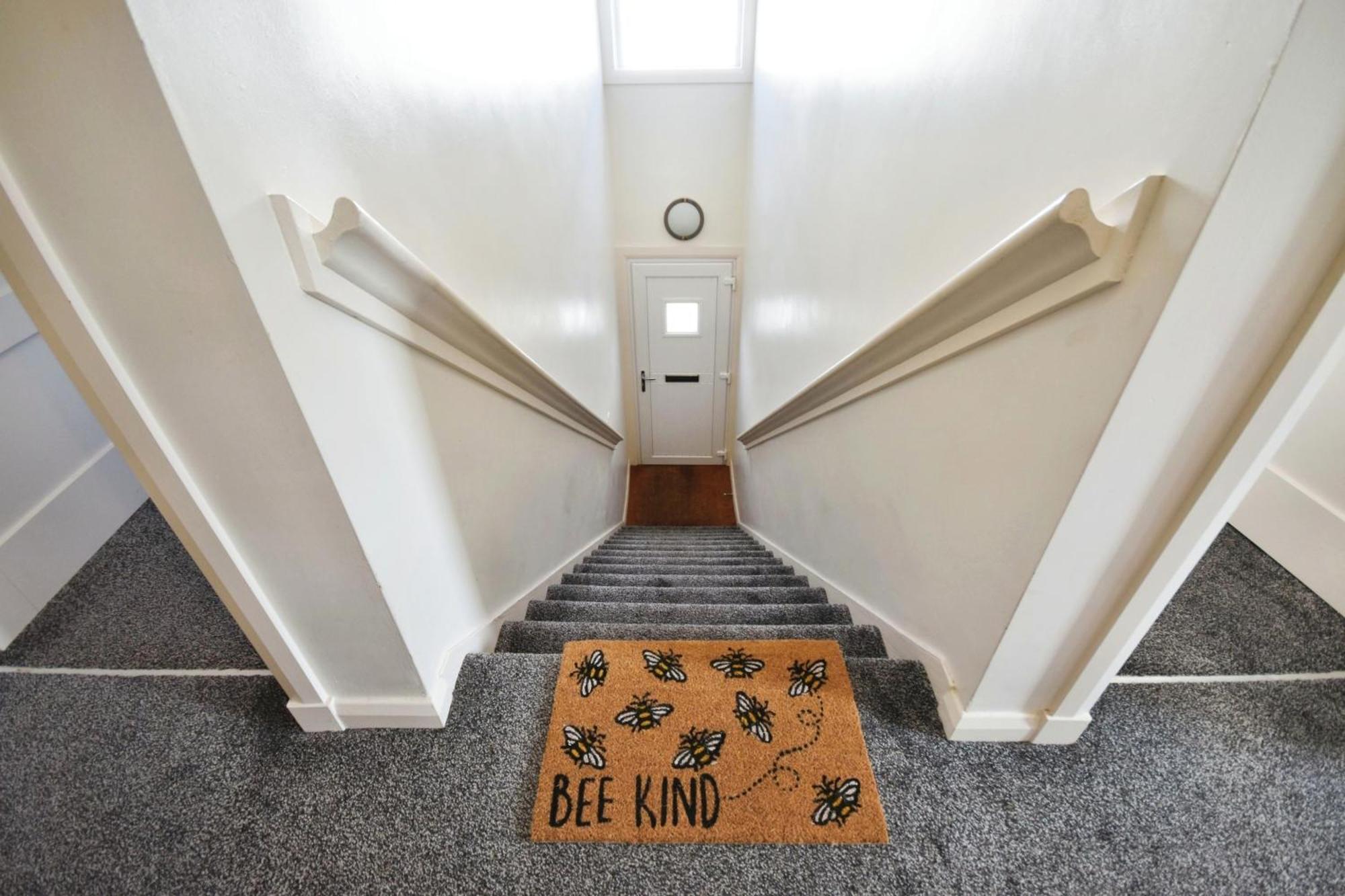 Apartment Modern Style , Separate Entrance *