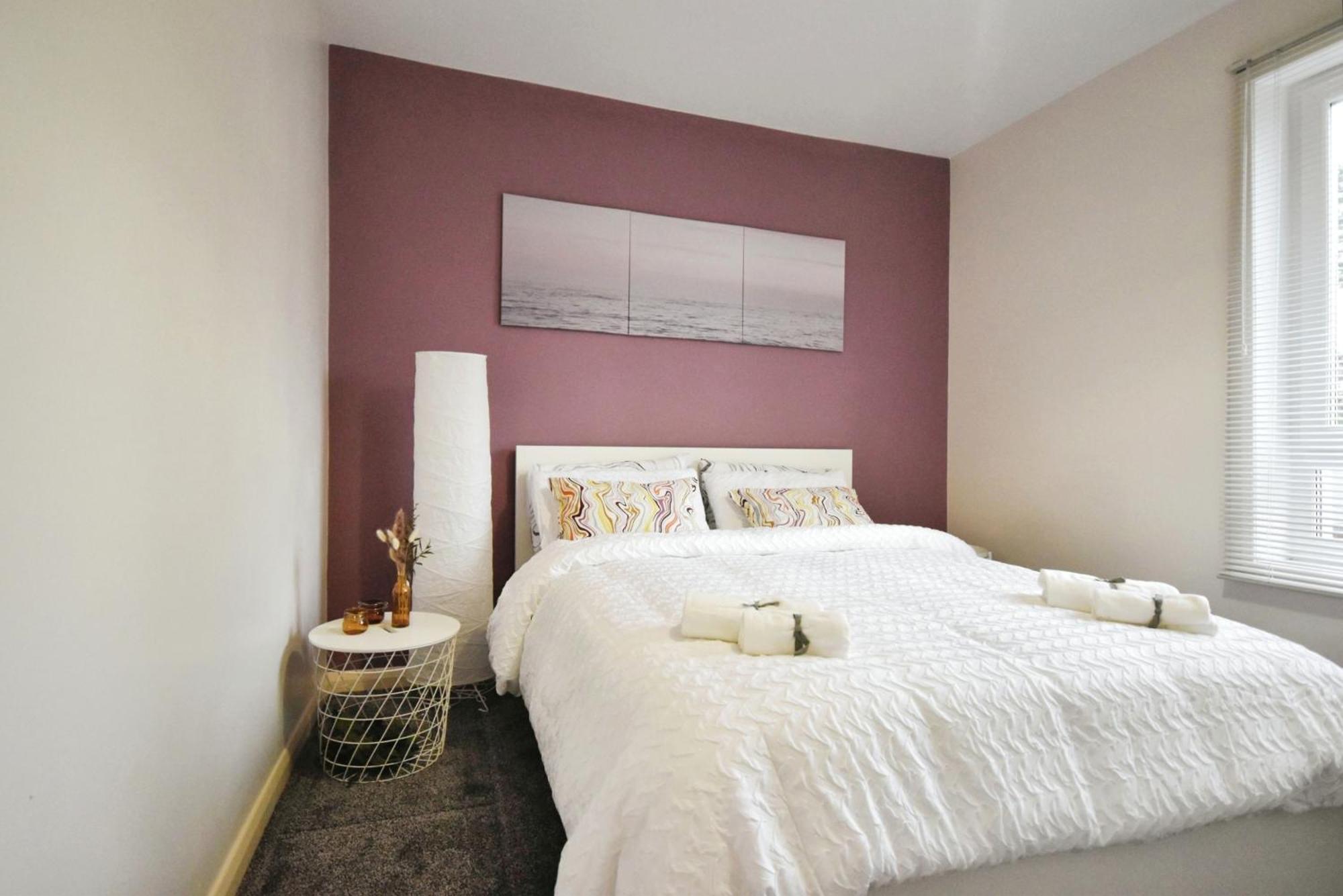 Apartment Modern Style , Separate Entrance *