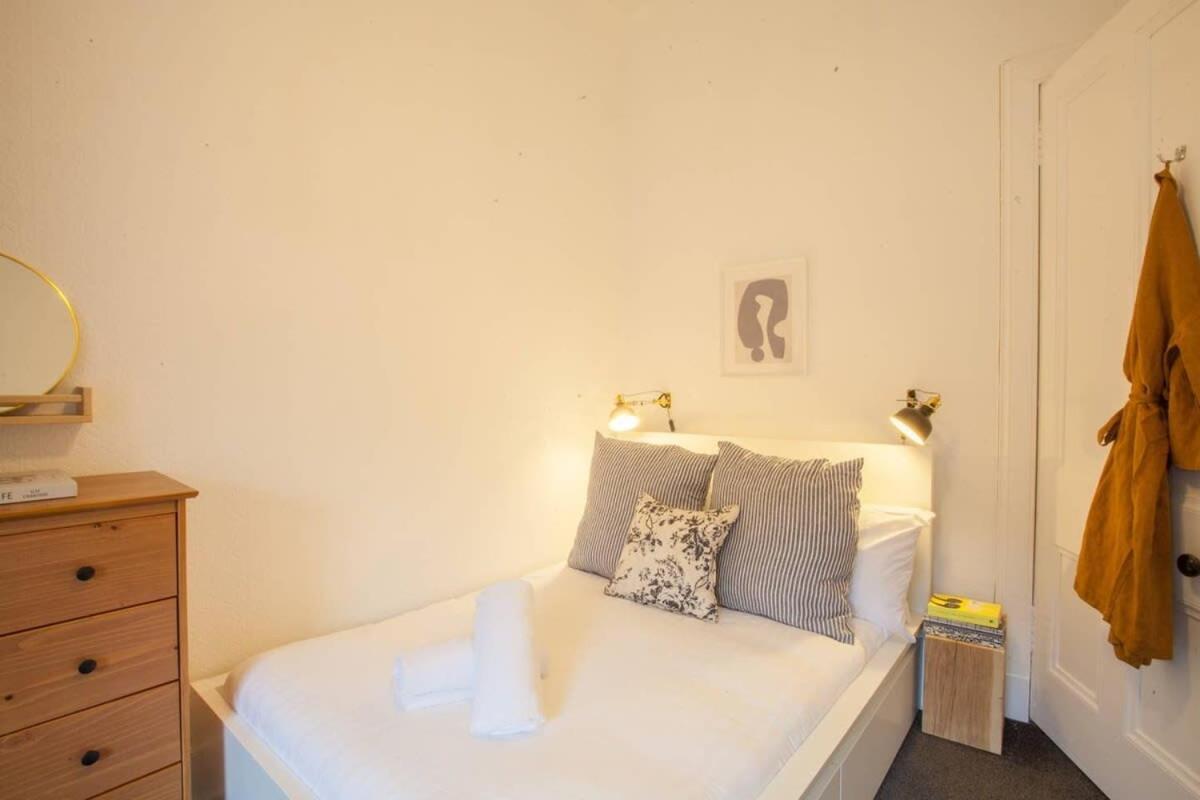 Apartment Stunning 2 Bed In Heart Of West End