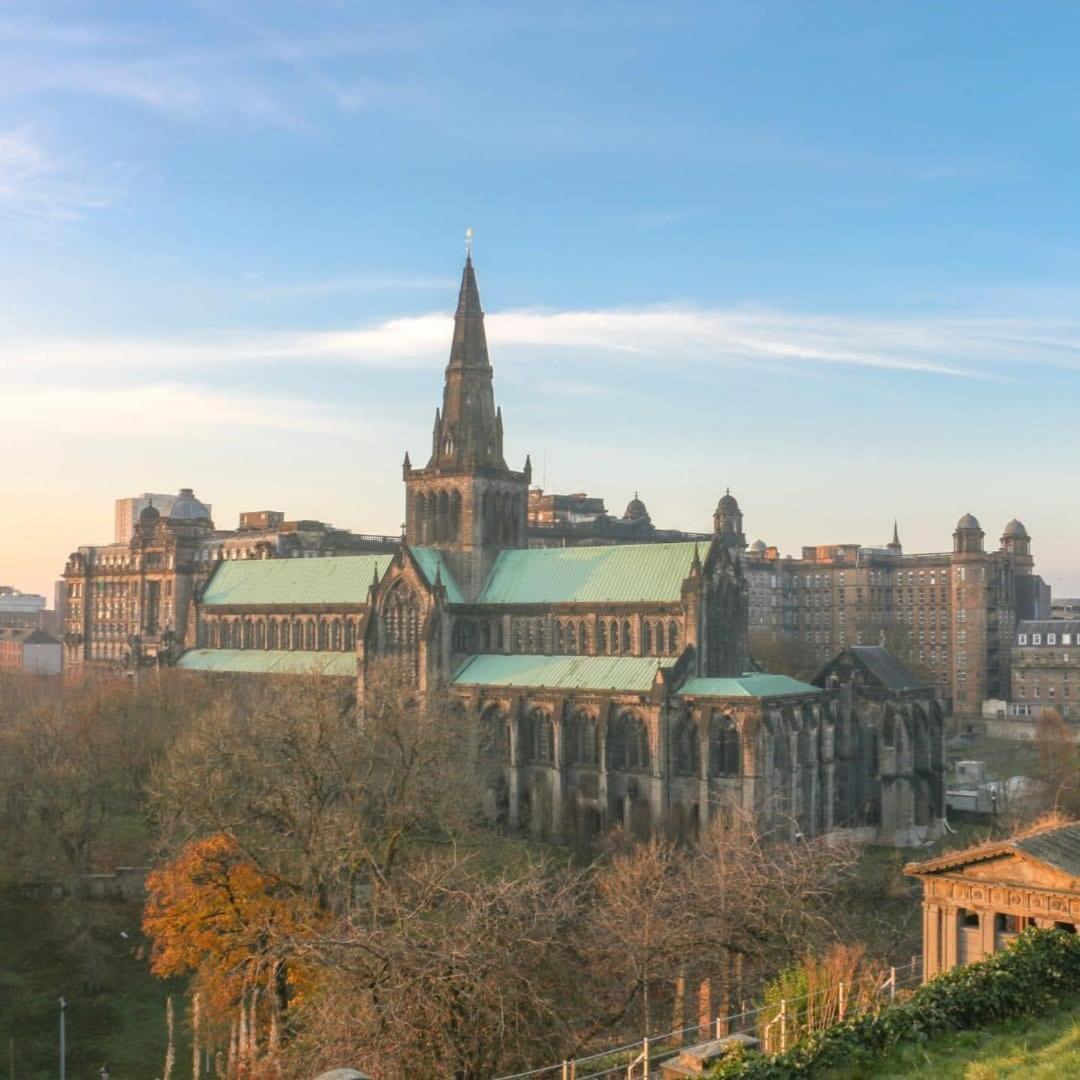 Stunning 2 Bed In Heart Of West End Glasgow
