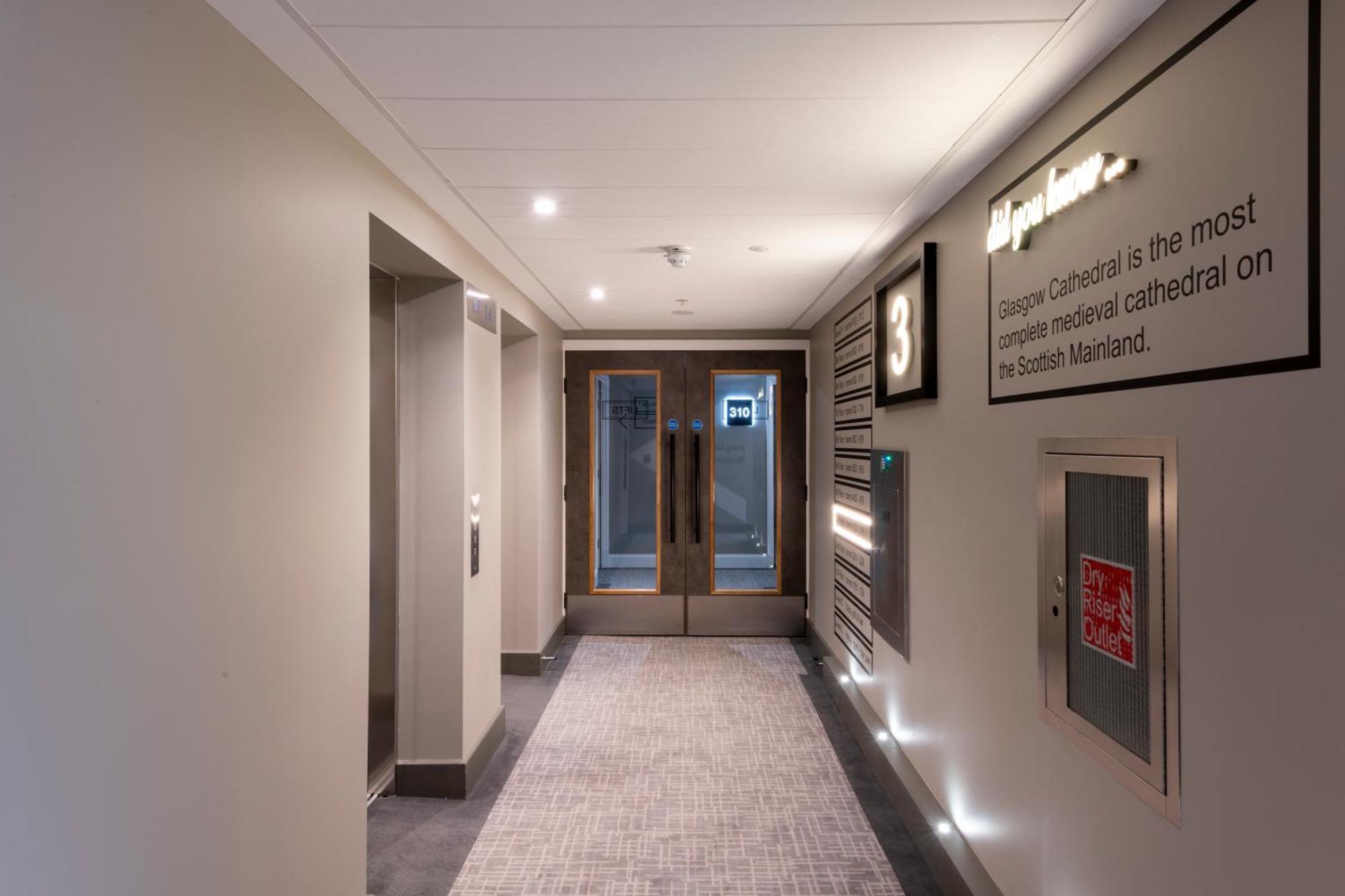 Hotel Sandman Signature 4*
