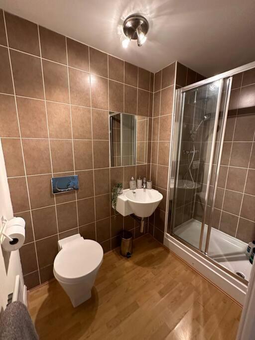Down Town Pad*2bed&free Parking* * Glasgow